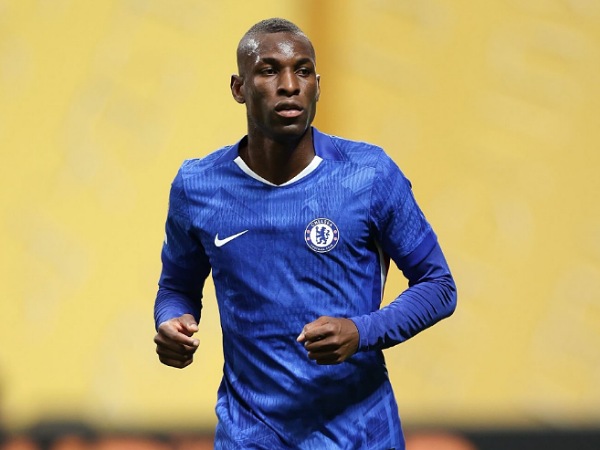 Nicolas Jackson Lebih Pilih Bertahan di Chelsea Meski Newcastle Tertarik